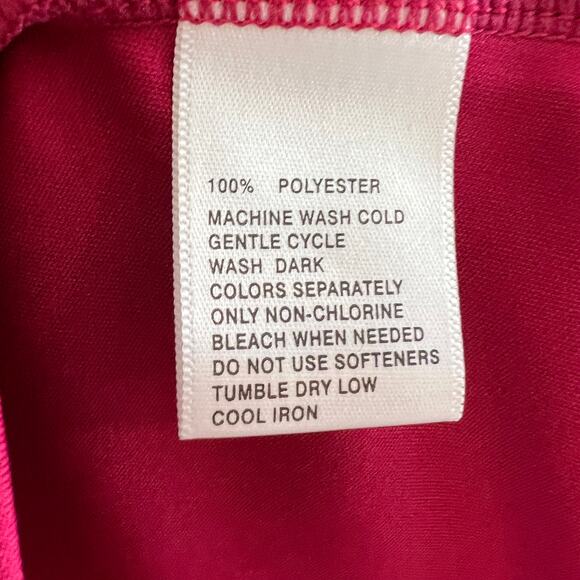 Greg Norman Play Dry Dark Pink V-Neck Short Sleeve Shirt Button Shoulder M - Picture 7 of 8